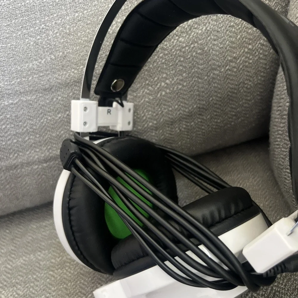 EVOCORE Immerse Vital Gaming Headset Fixed Mic MI-VGH06-300 LED Glow XBOX ONE